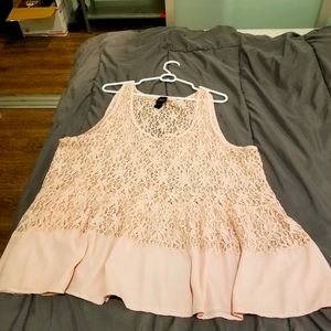 Lace ruffle hem tank top